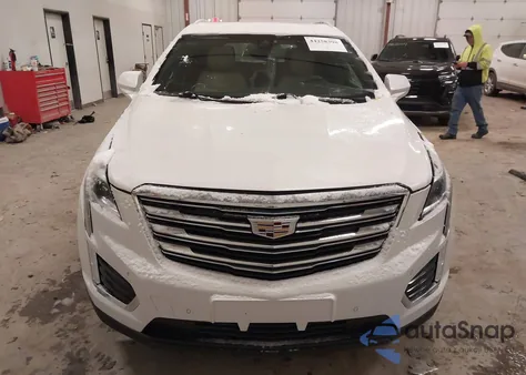 2018 Cadillac Xt5 Premium Luxury z USA, uszkodzony, nr VIN 1GYKNFRS1JZ212902